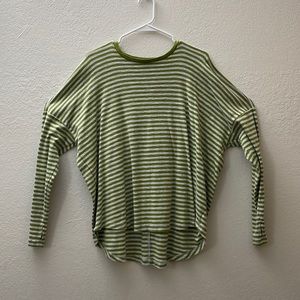 NWOT Aerie Long Sleeve Running Shirt